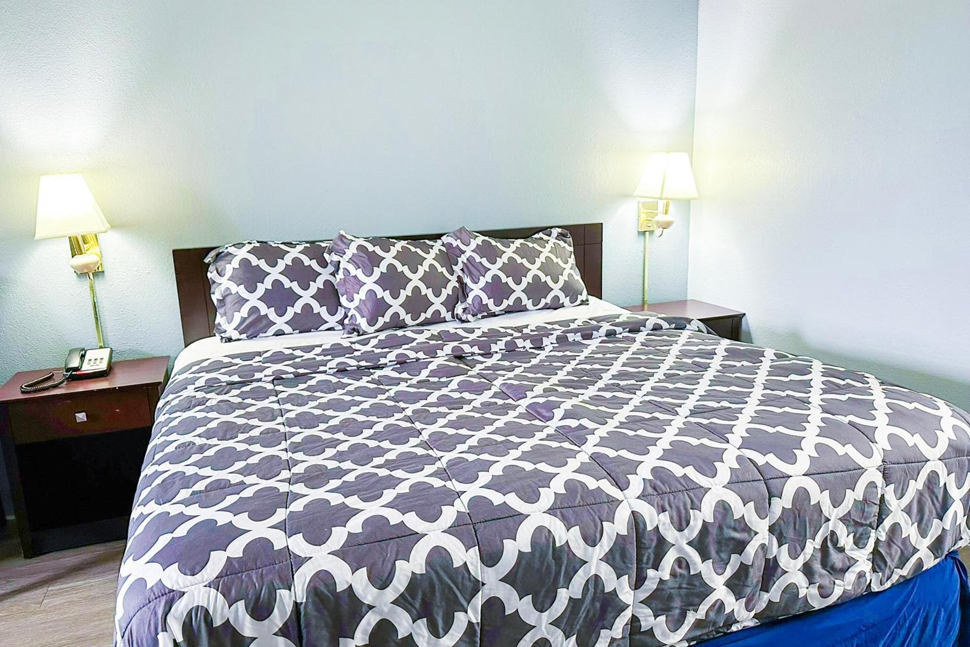 Happy Stay Inn Madisonville I-69 By Oyo Zewnętrze zdjęcie