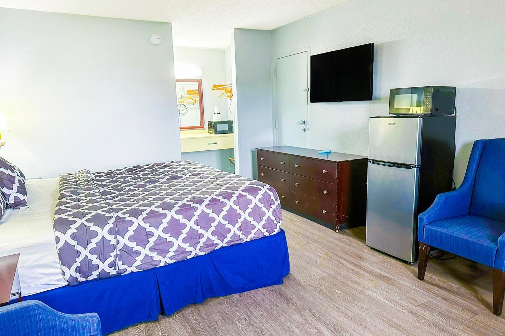 Happy Stay Inn Madisonville I-69 By Oyo Zewnętrze zdjęcie