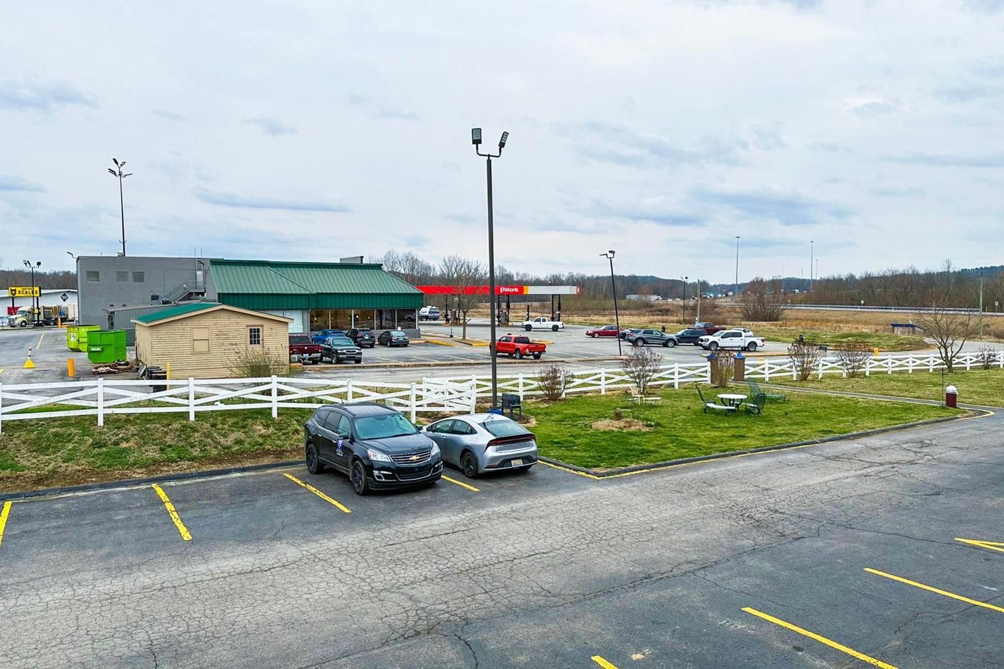 Happy Stay Inn Madisonville I-69 By Oyo Zewnętrze zdjęcie